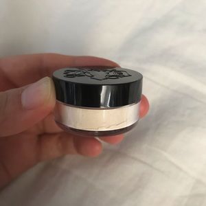 Kat Von D Loose Setting Powder- Travel Size
